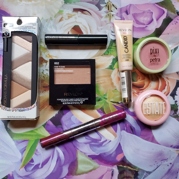 Revlon Other - Nwt make up cosmetic lot bundle new